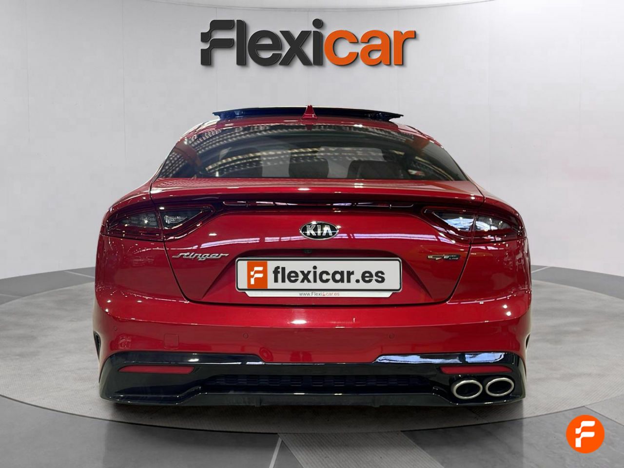 Foto Kia Stinger 8