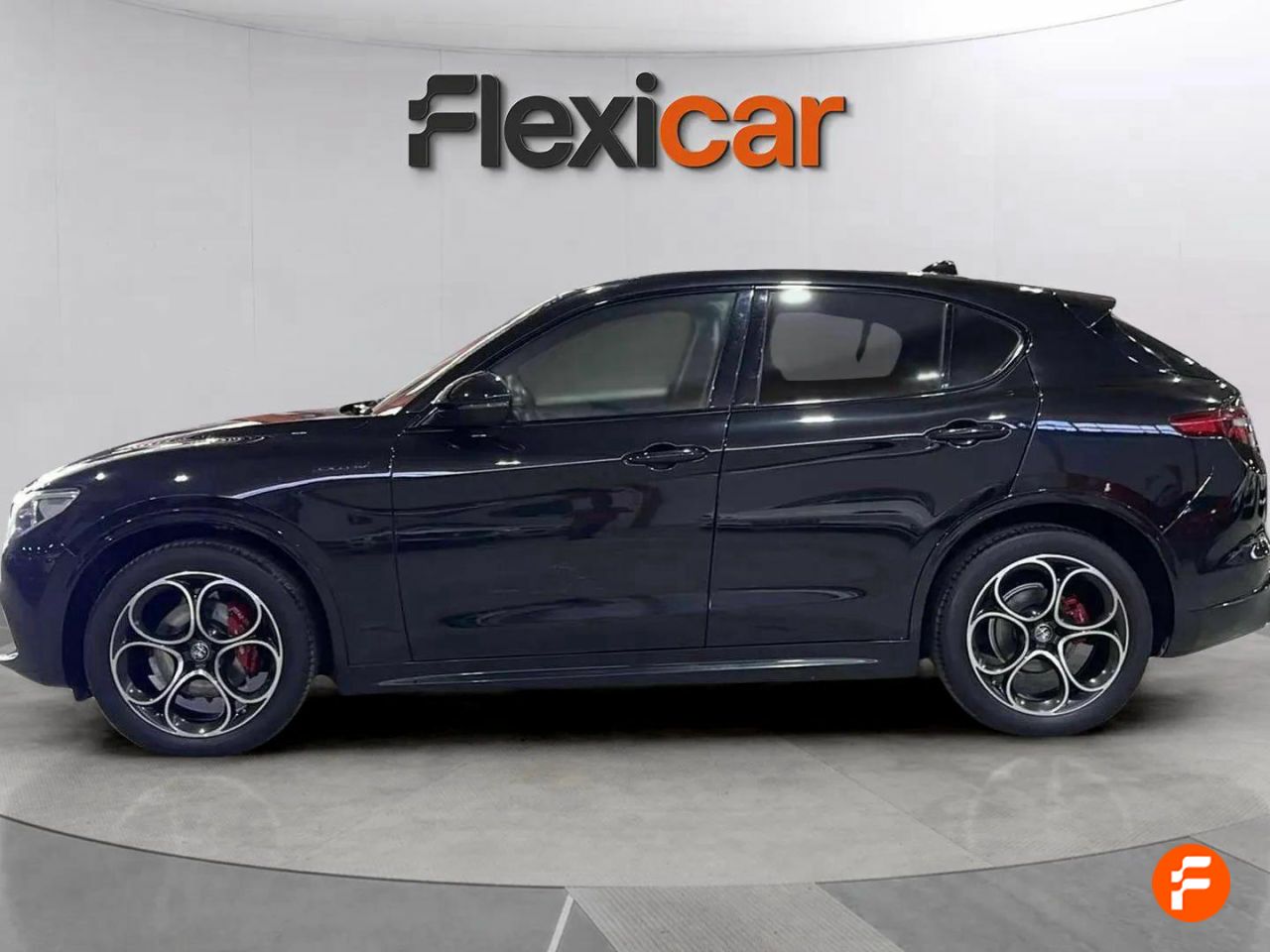 Foto Alfa Romeo Stelvio 4