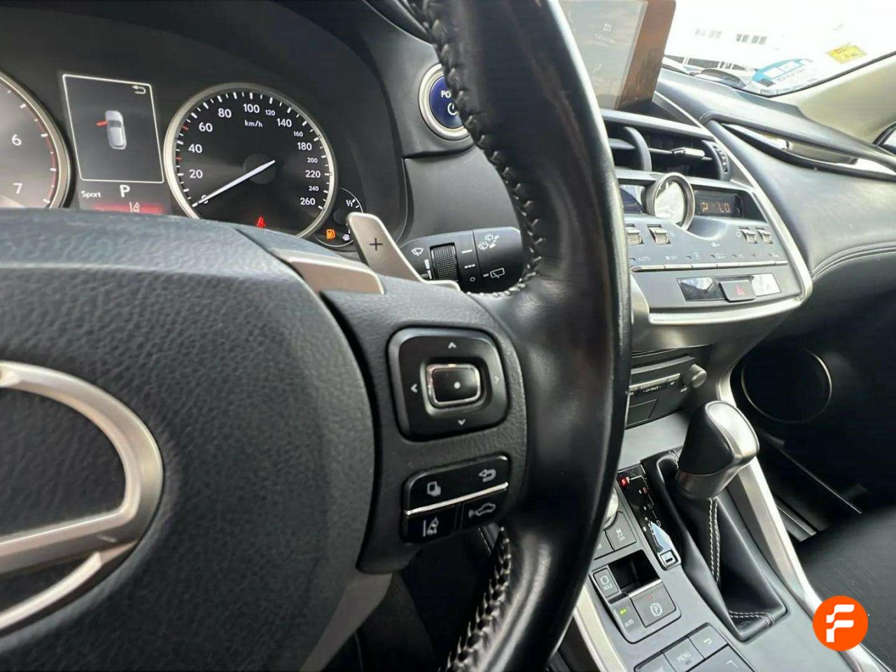 Foto Lexus NX 17