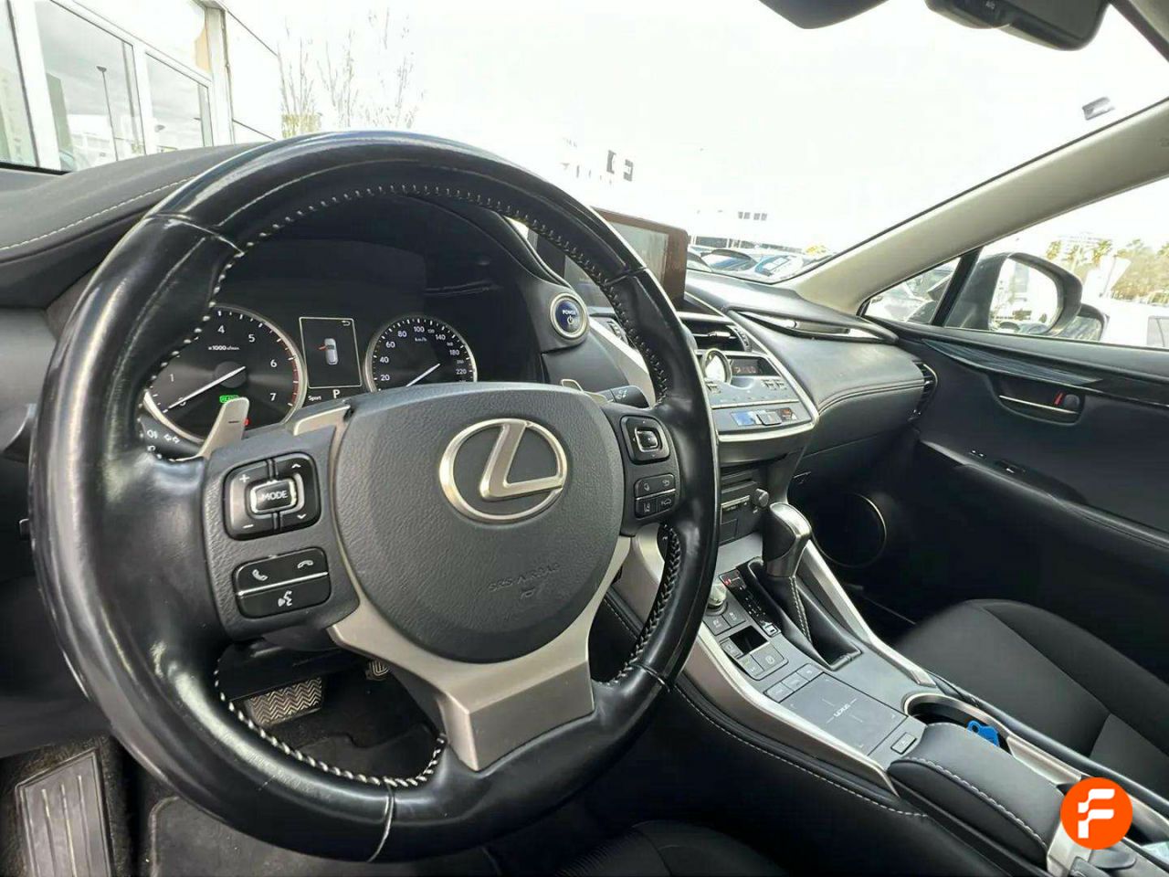 Foto Lexus NX 19