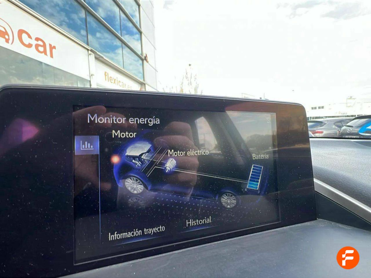 Foto Lexus NX 24