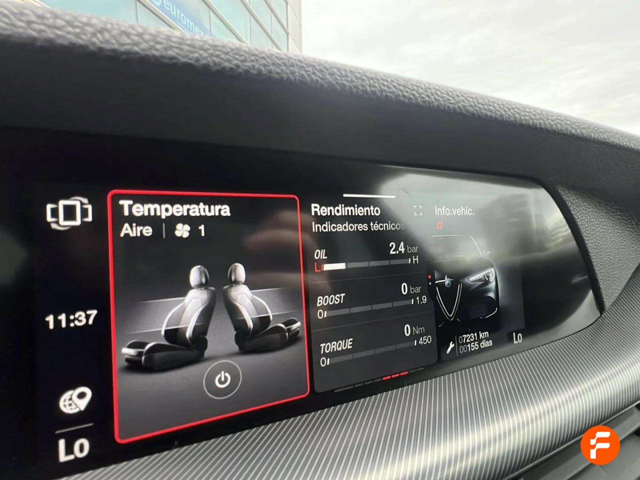 Foto Alfa Romeo Stelvio 20
