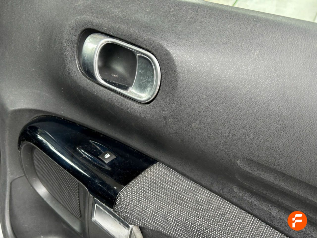 Foto Citroën C4 Cactus 17