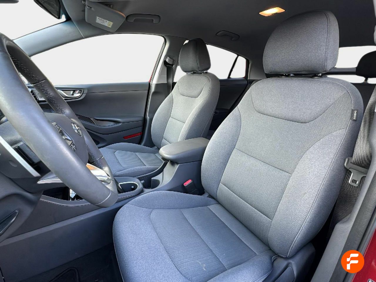 Foto Hyundai IONIQ 14