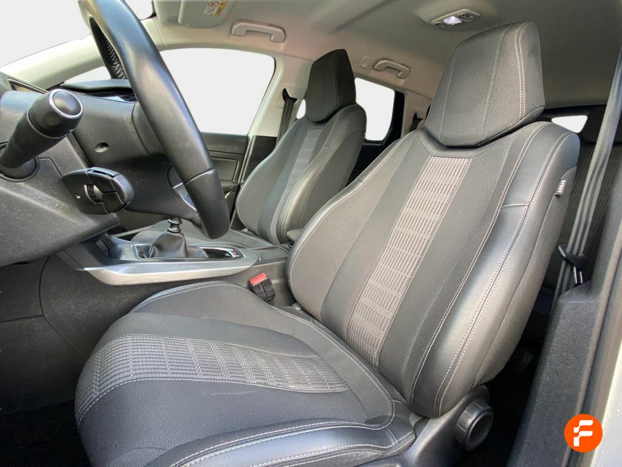 Foto Peugeot 308 10