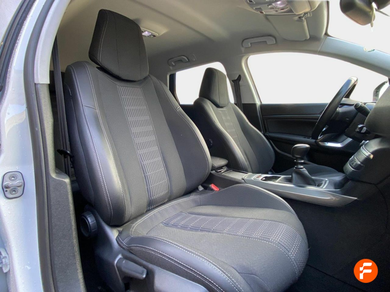 Foto Peugeot 308 11