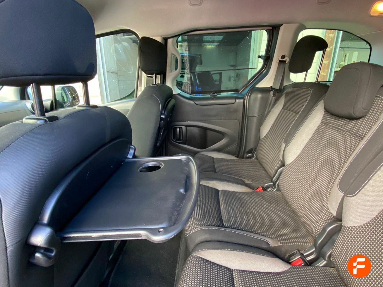 Foto Peugeot Partner 21