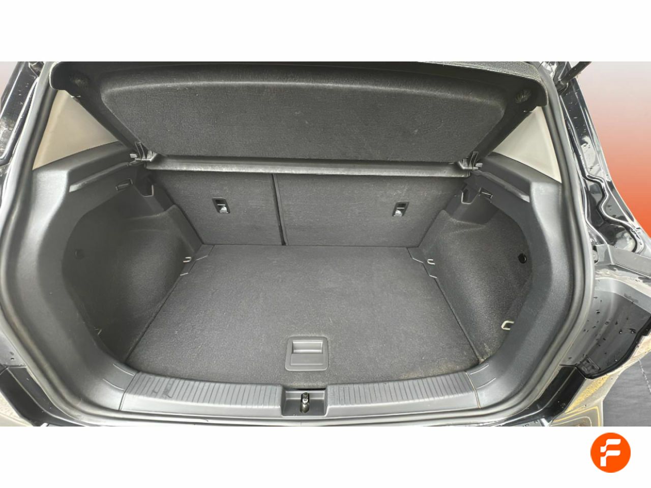 Foto Volkswagen T-Cross 10