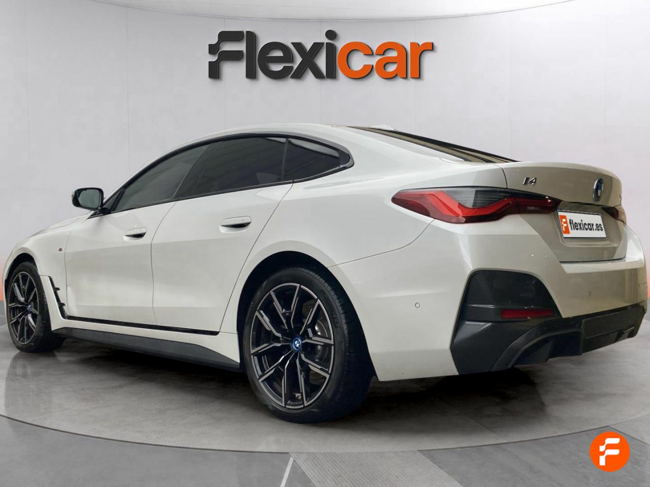 Foto BMW i4 7