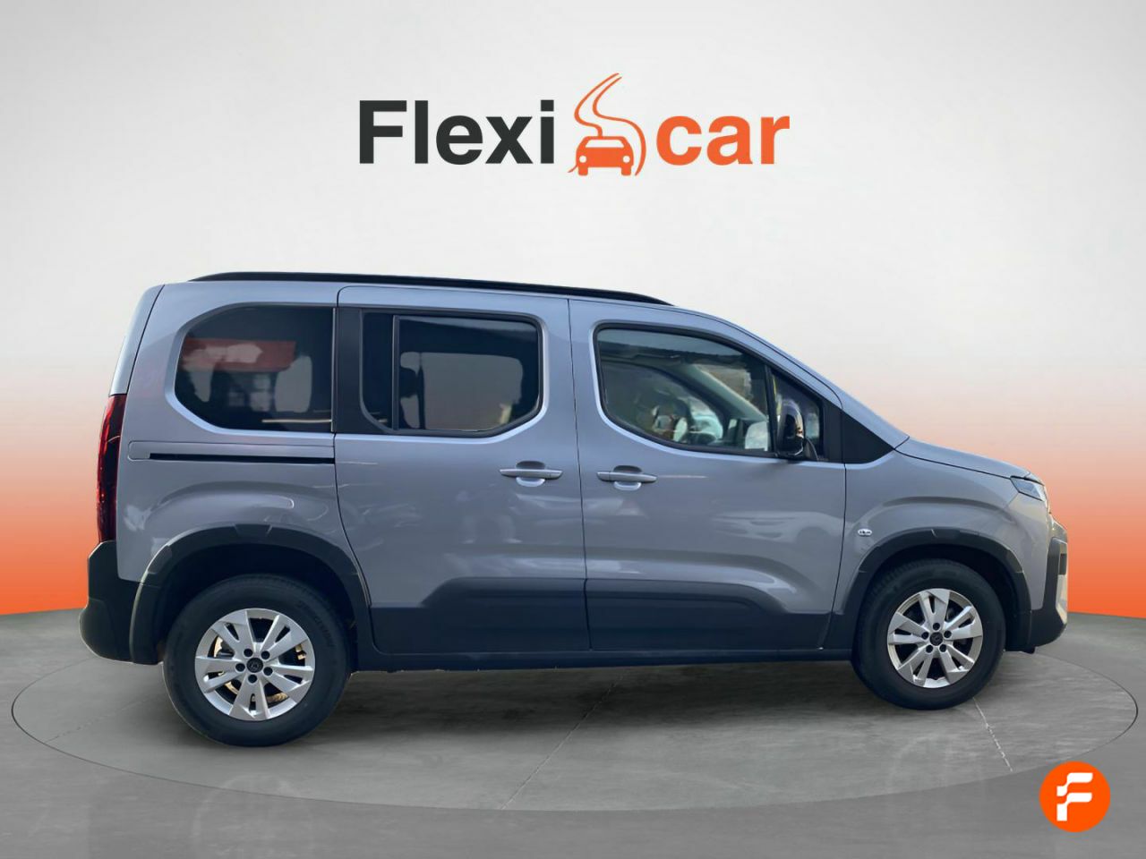 Foto Peugeot Rifter 8