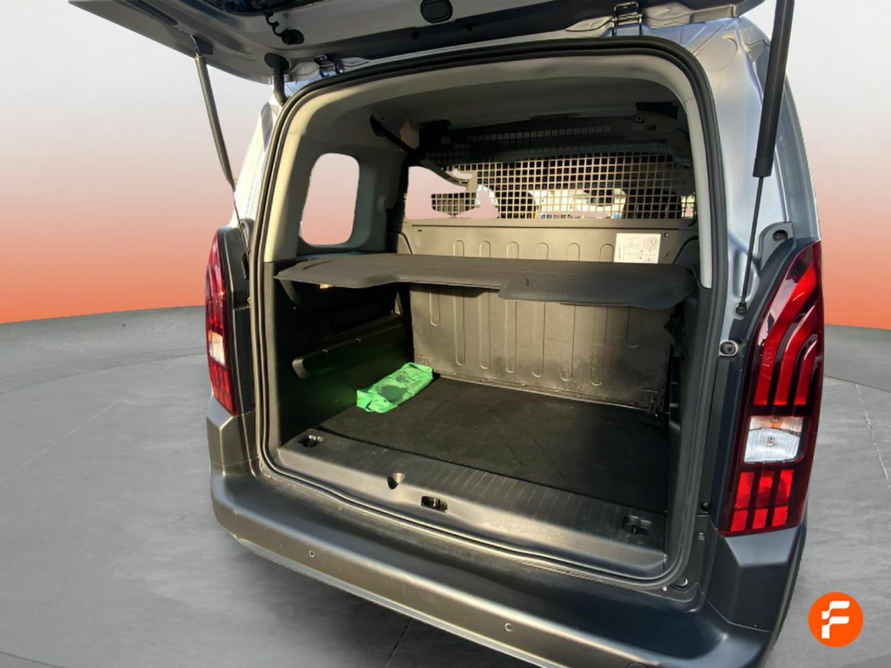 Foto Peugeot Rifter 10