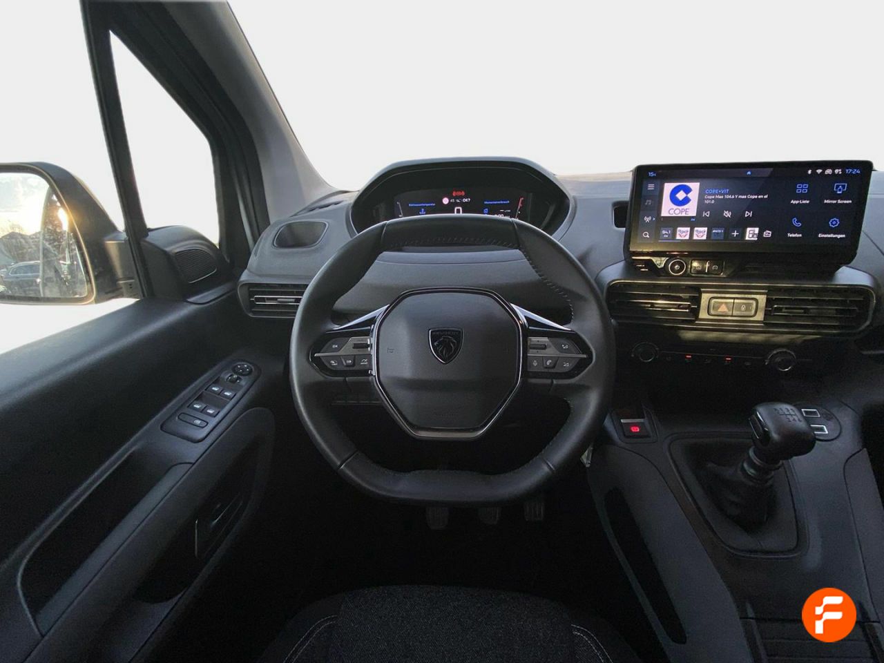 Foto Peugeot Rifter 17