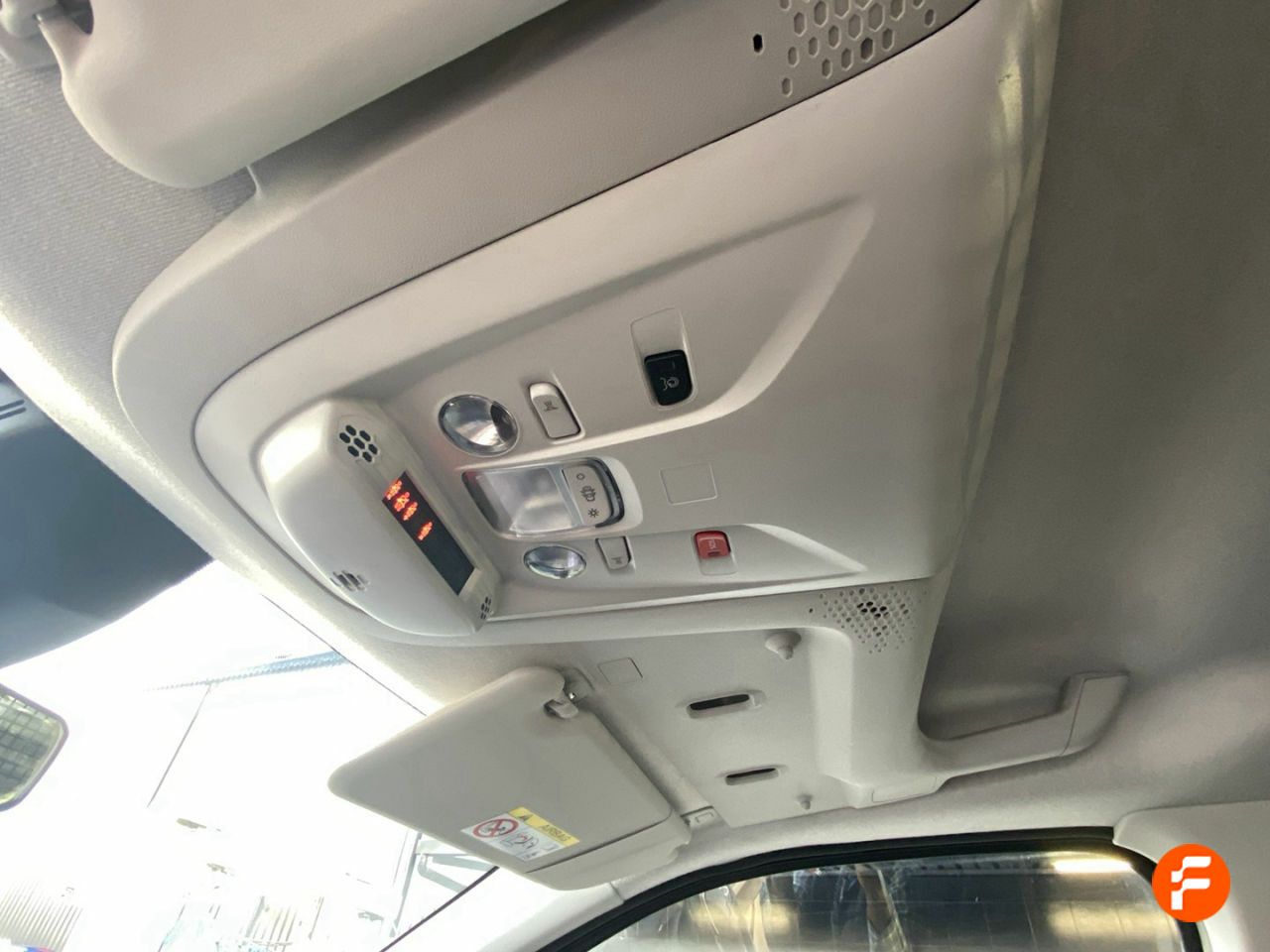 Foto Peugeot Rifter 25