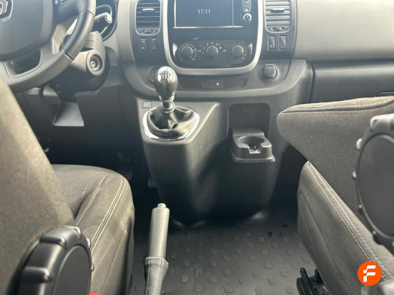 Foto Renault Trafic 16