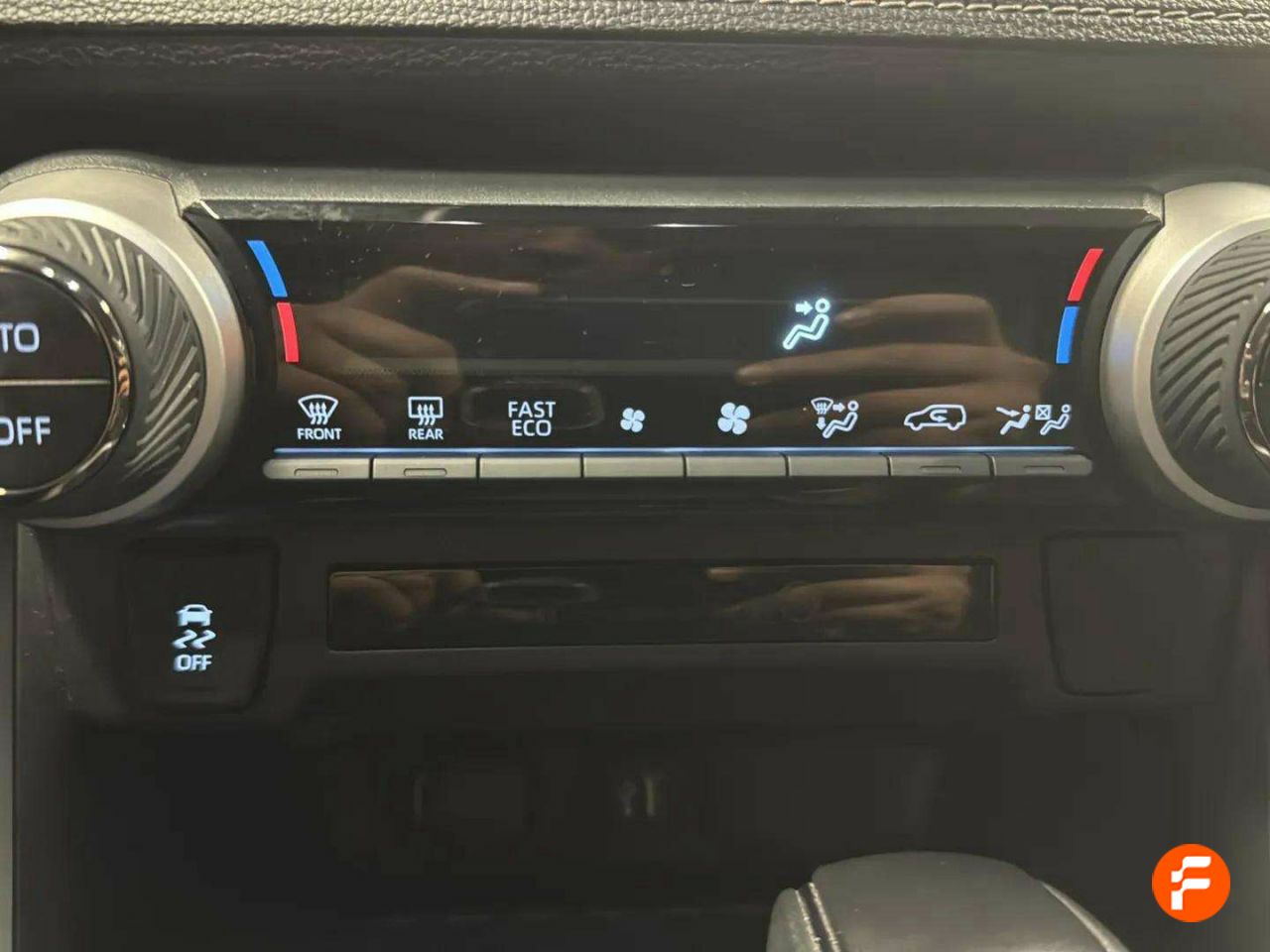 Foto Toyota Rav4 24