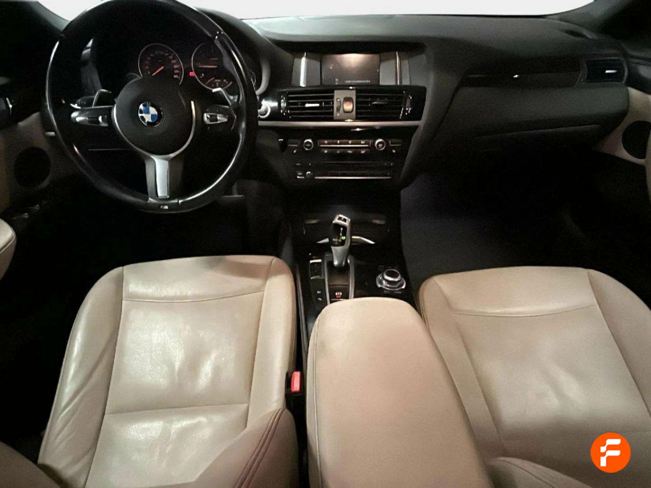 Foto BMW X4 8