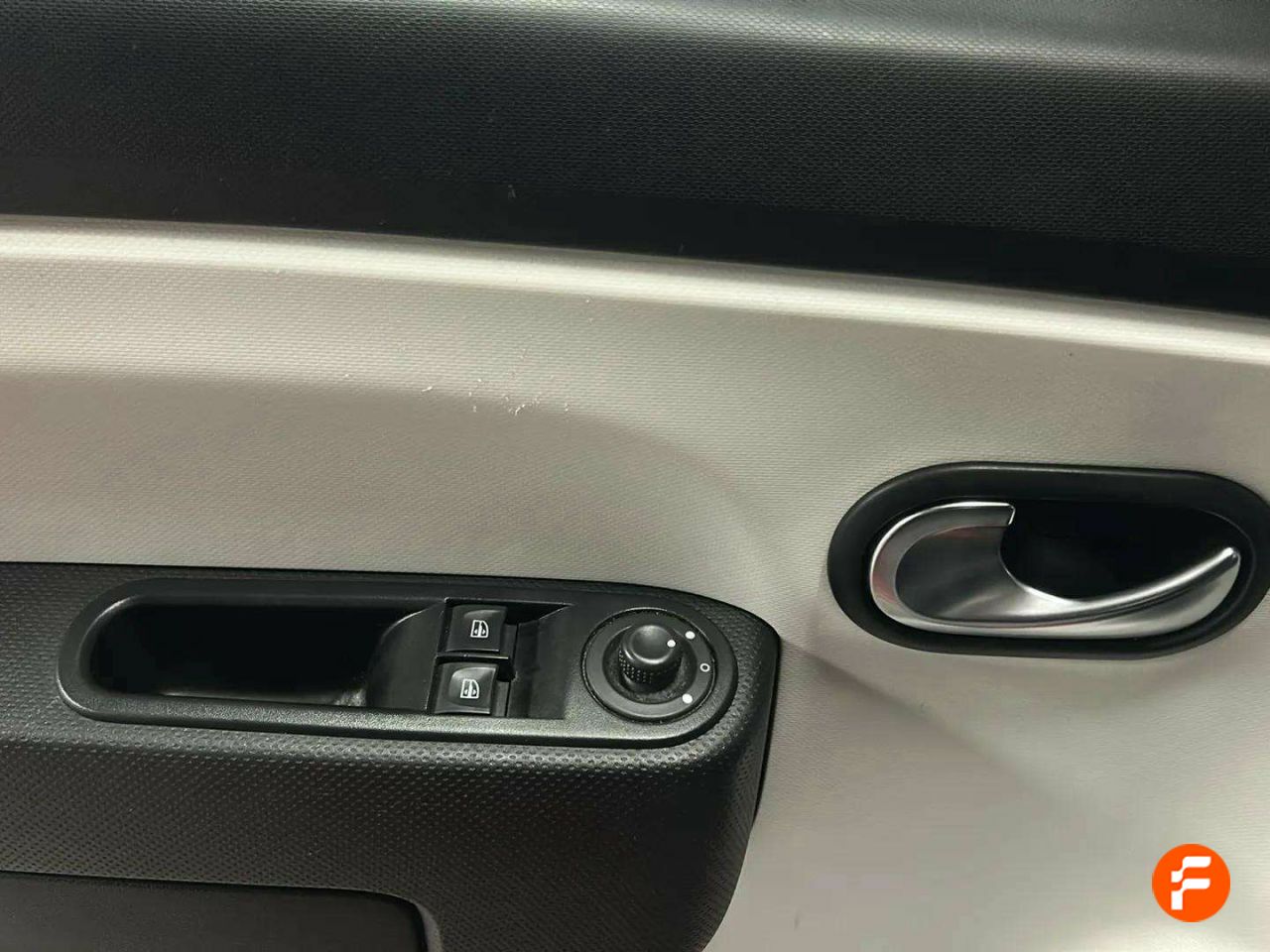 Foto Renault Twingo 17