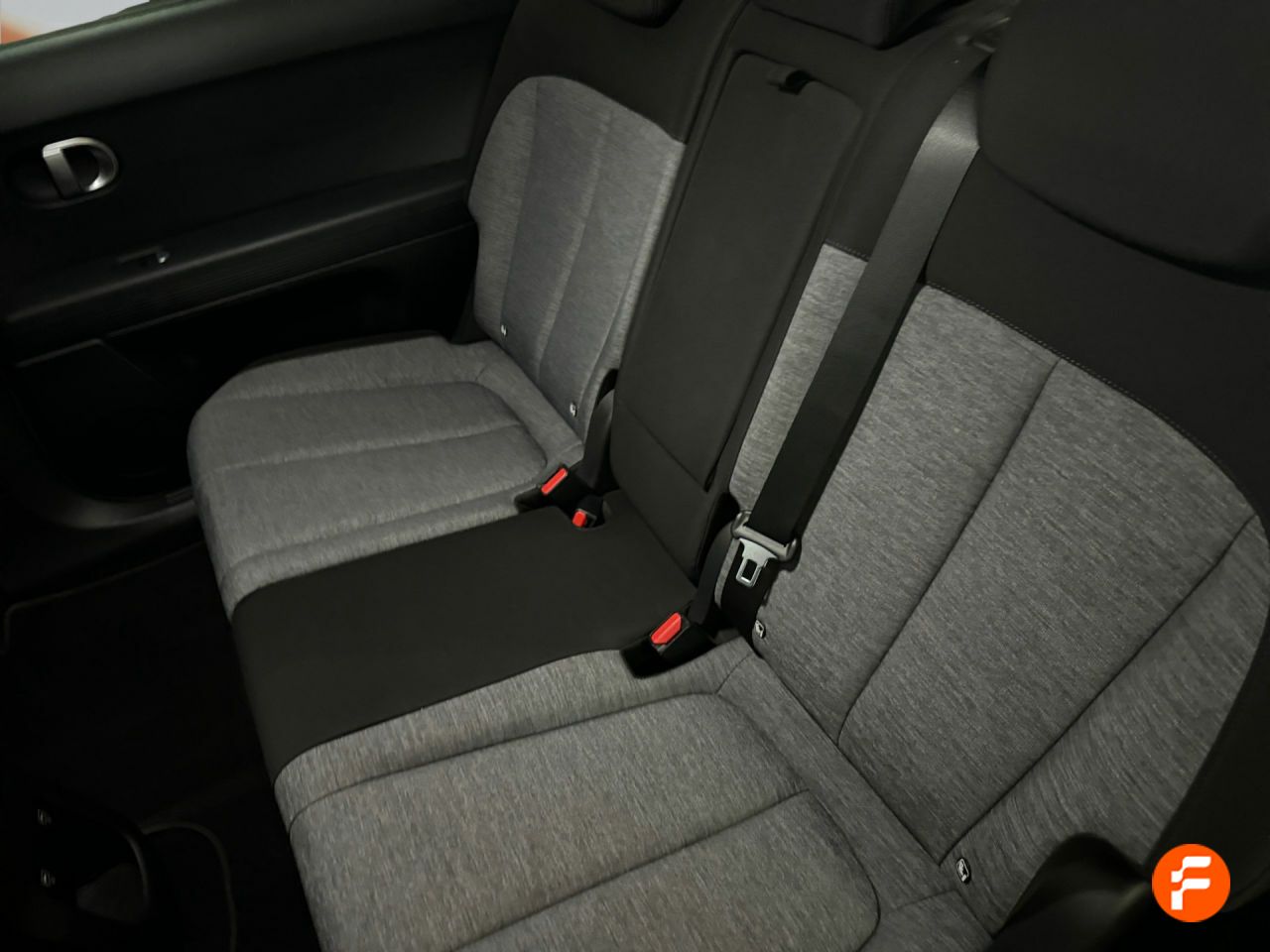 Foto Hyundai IONIQ 11