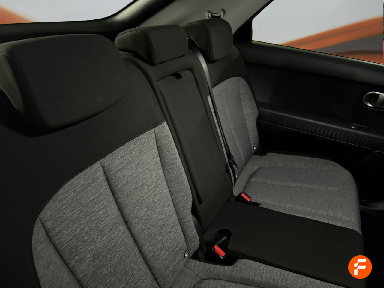 Foto Hyundai IONIQ 12
