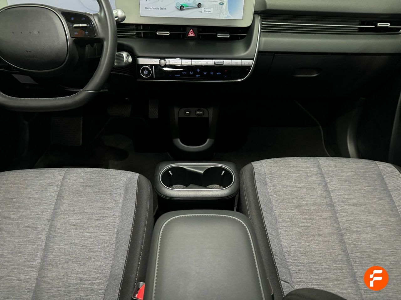Foto Hyundai IONIQ 16