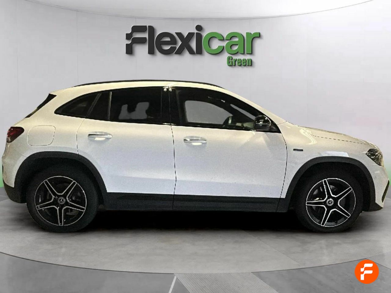 Foto Mercedes-Benz Clase GLA 2