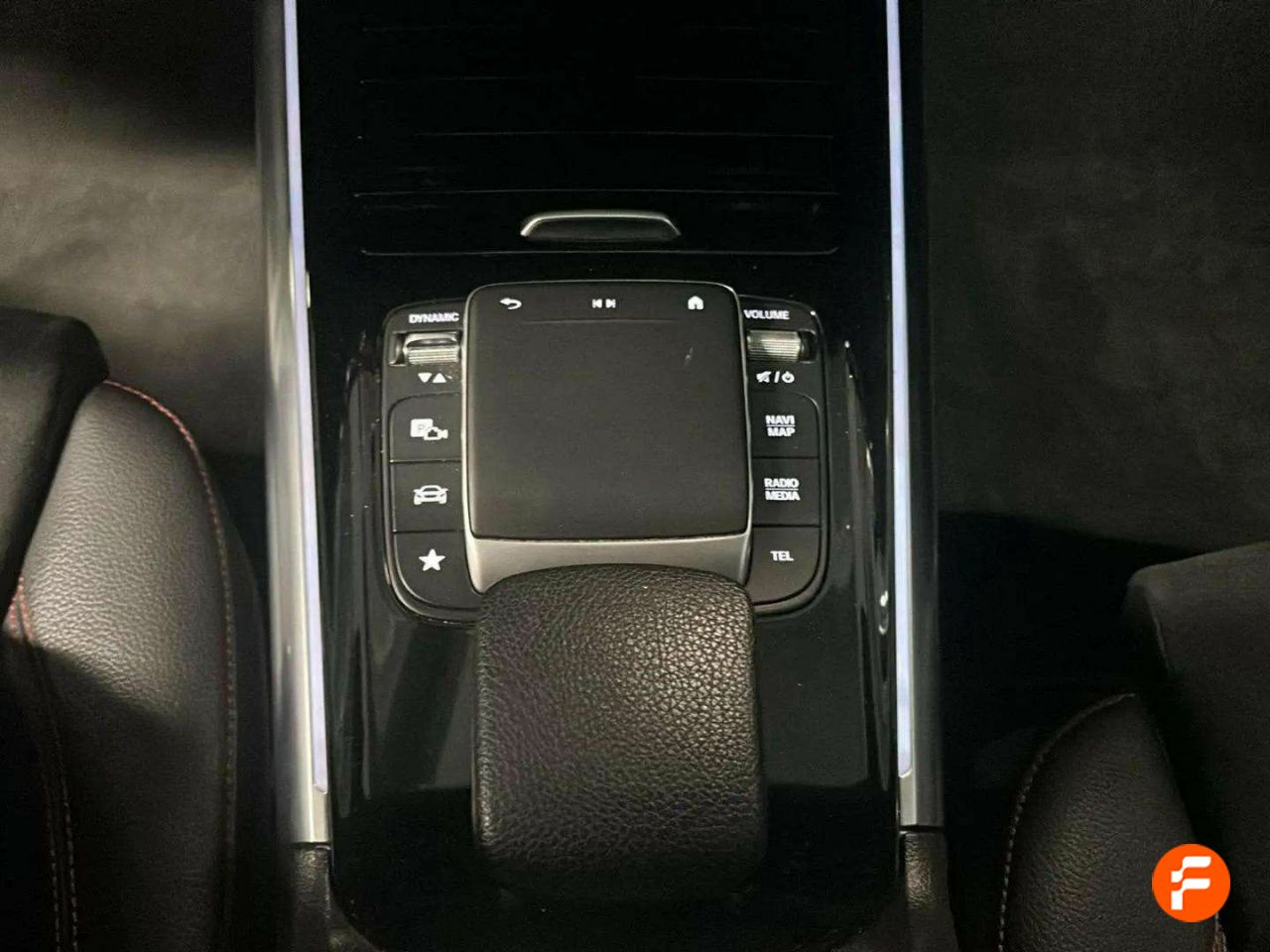 Foto Mercedes-Benz Clase GLA 21