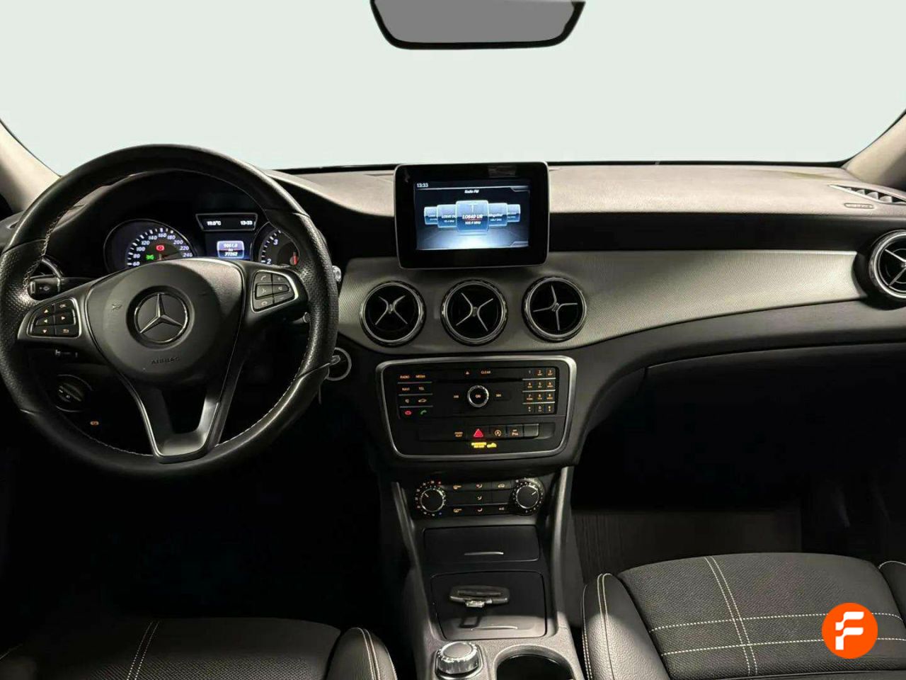 Foto Mercedes-Benz Clase GLA 8