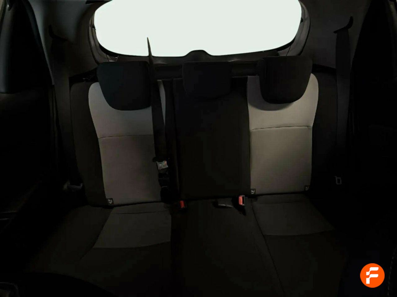 Foto Toyota Yaris 14