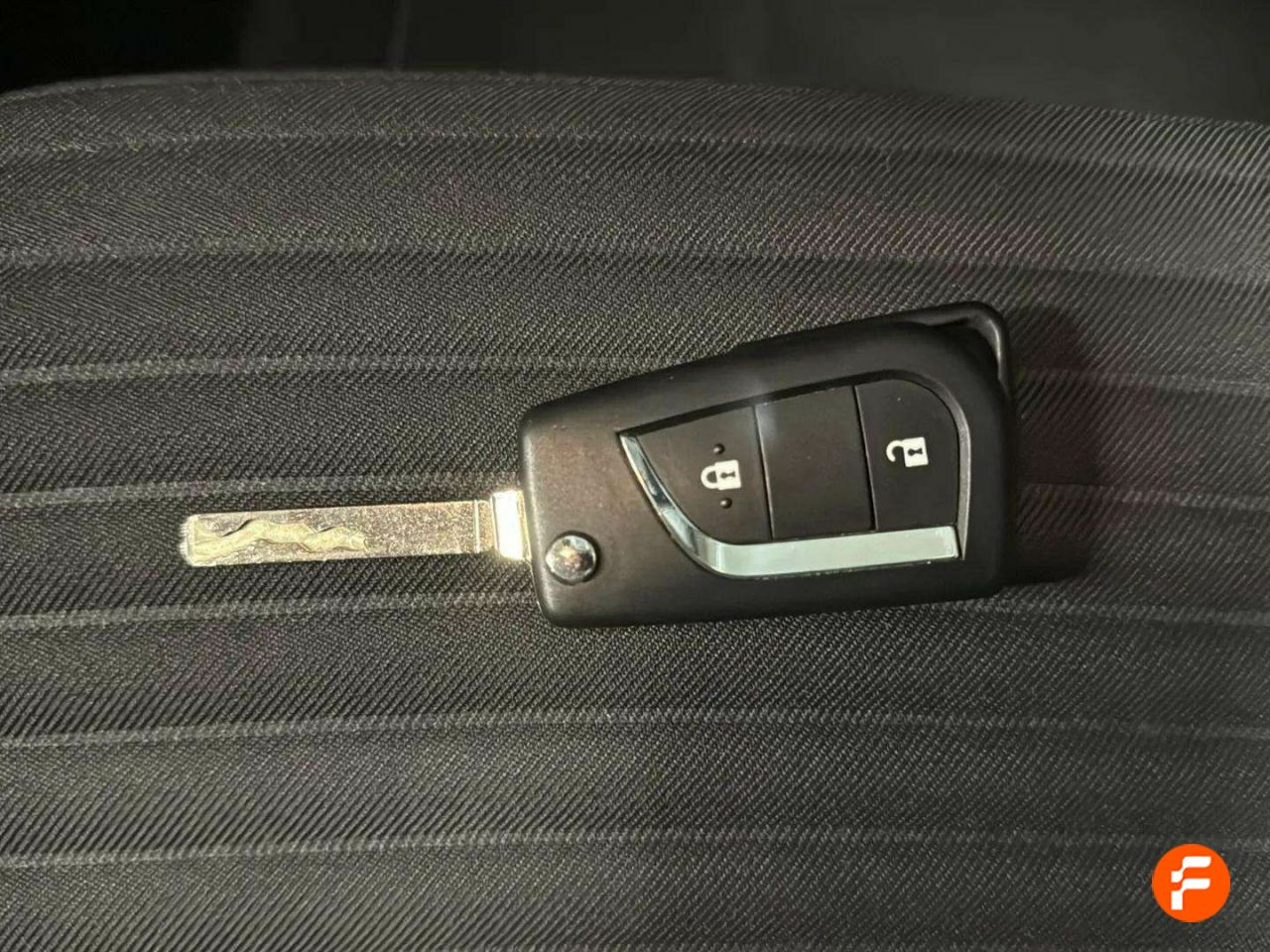 Foto Toyota Yaris 28