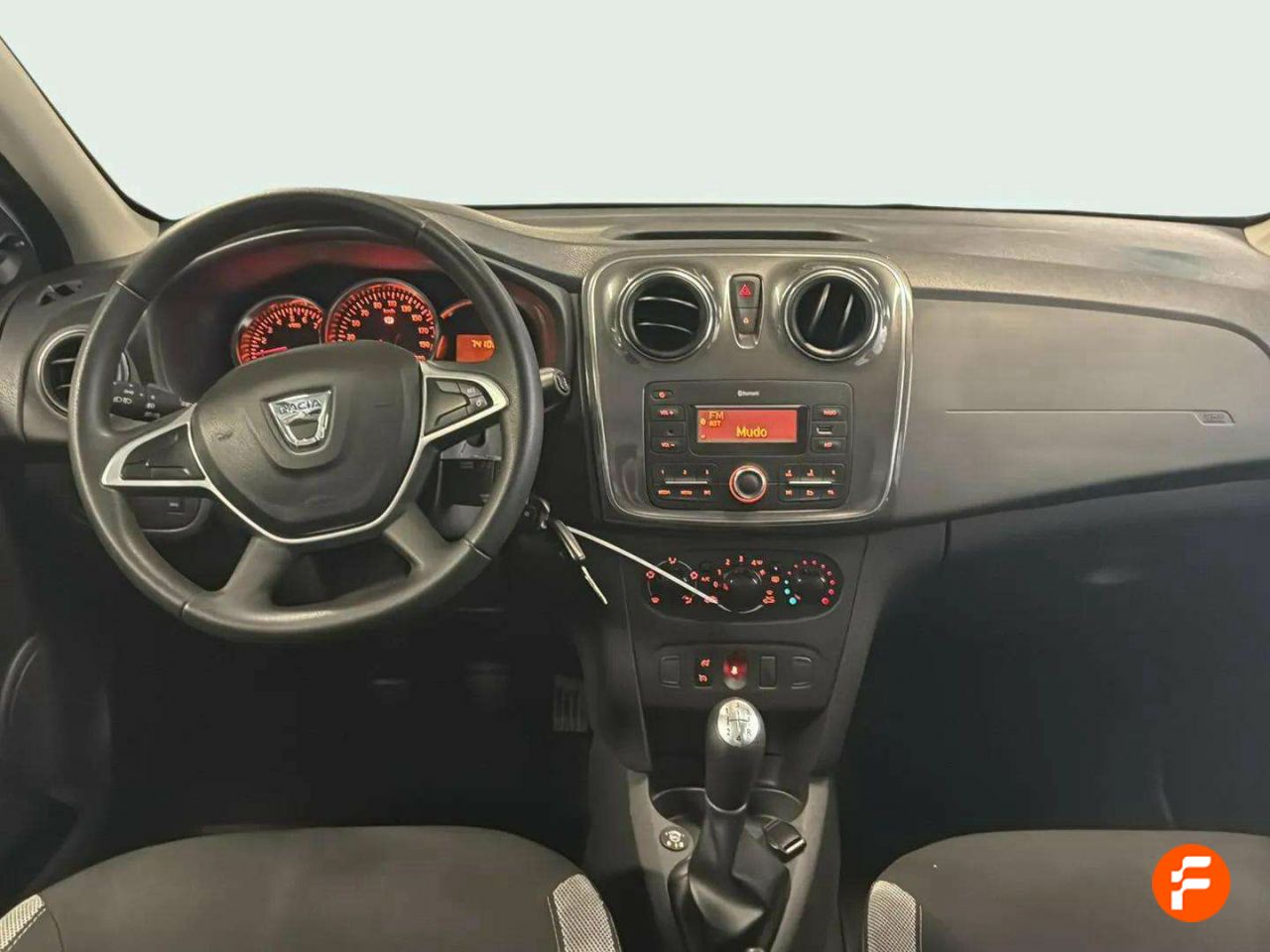 Foto Dacia Sandero 8