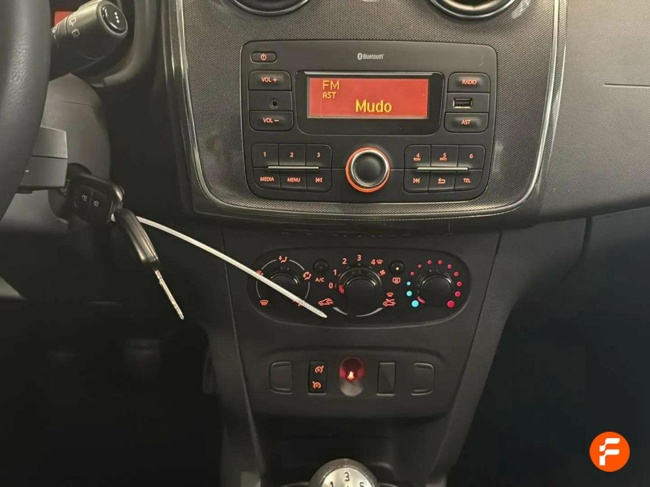 Foto Dacia Sandero 9