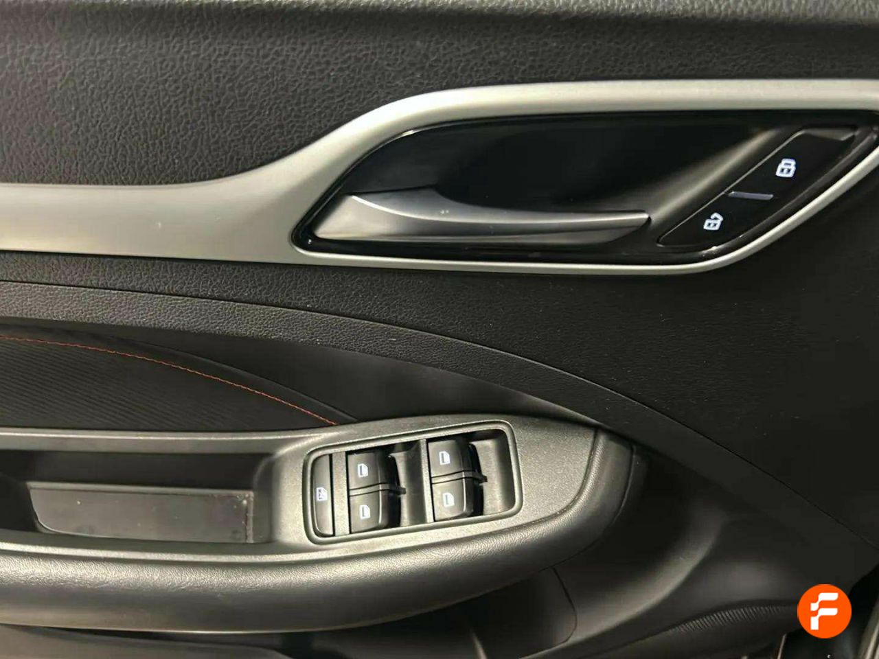 Foto MG ZS 18