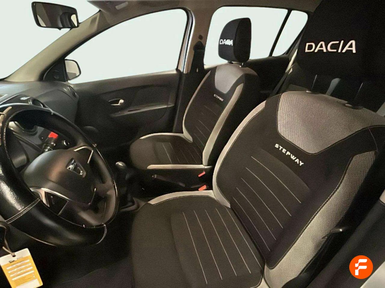Foto Dacia Sandero 12