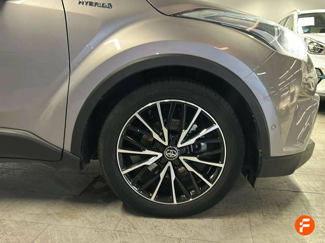 Foto Toyota C-HR 7