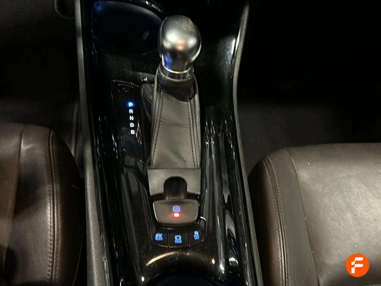 Foto Toyota C-HR 21