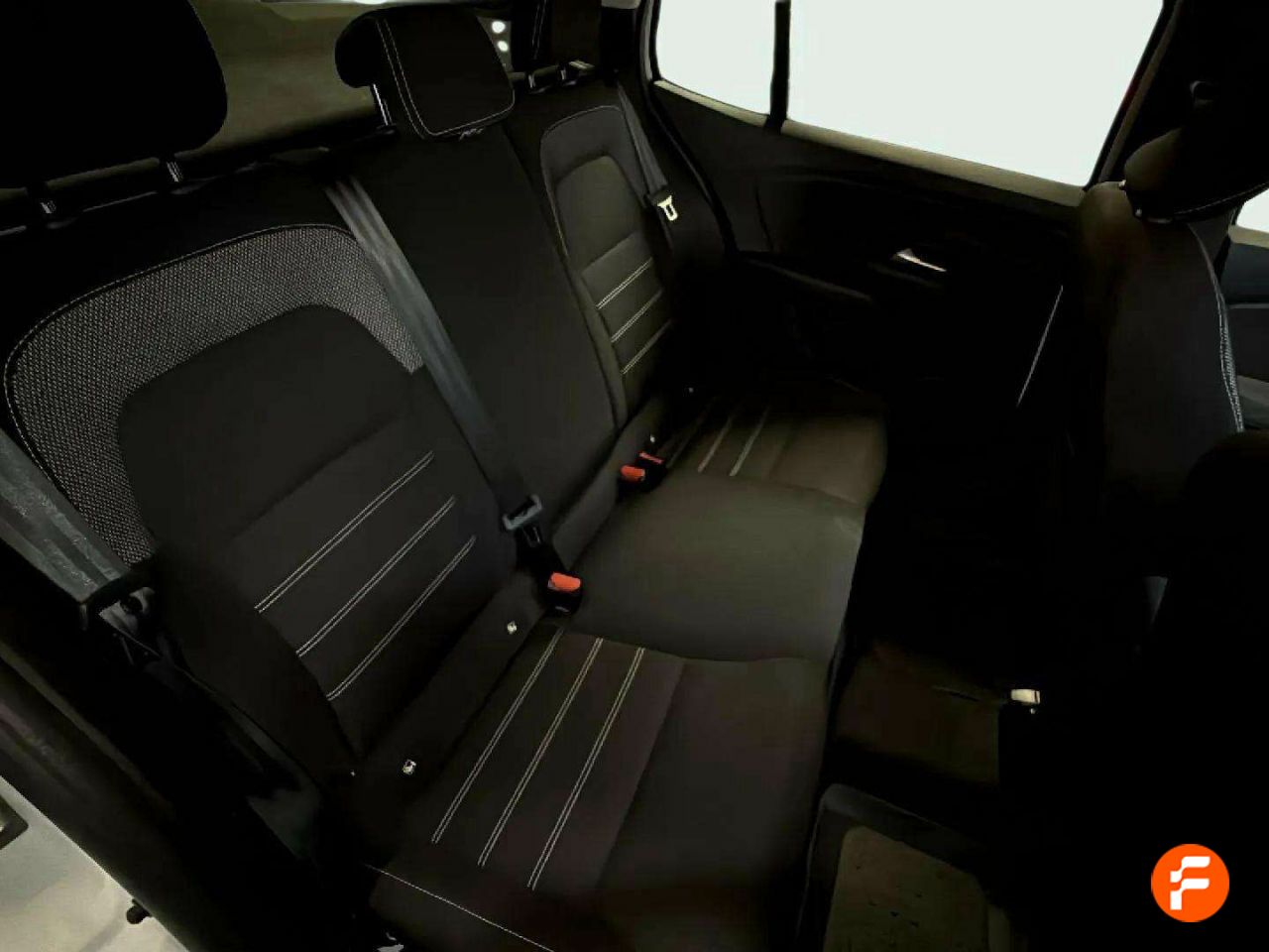 Foto Dacia Logan 18