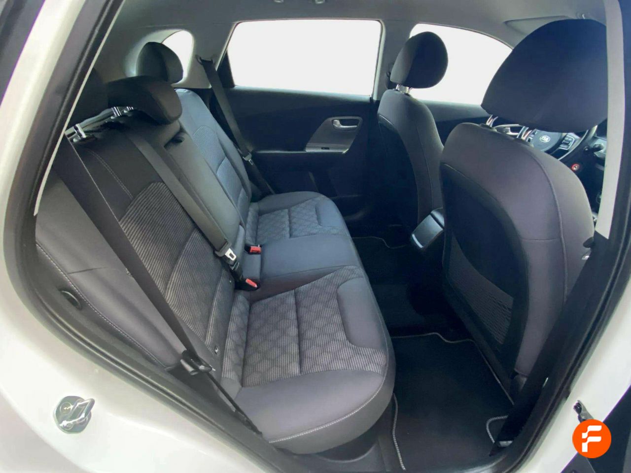 Foto Kia Niro 15