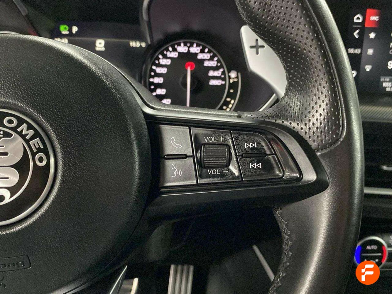 Foto Alfa Romeo Stelvio 25