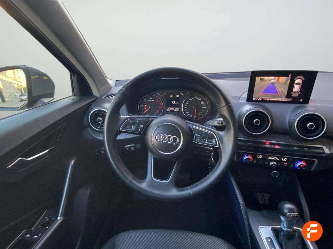 Foto Audi Q2 8