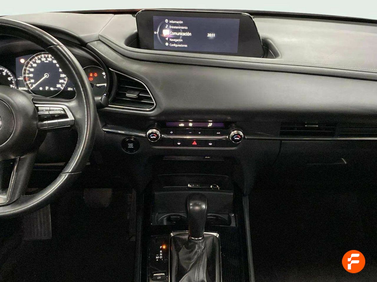 Foto Mazda CX-30 8