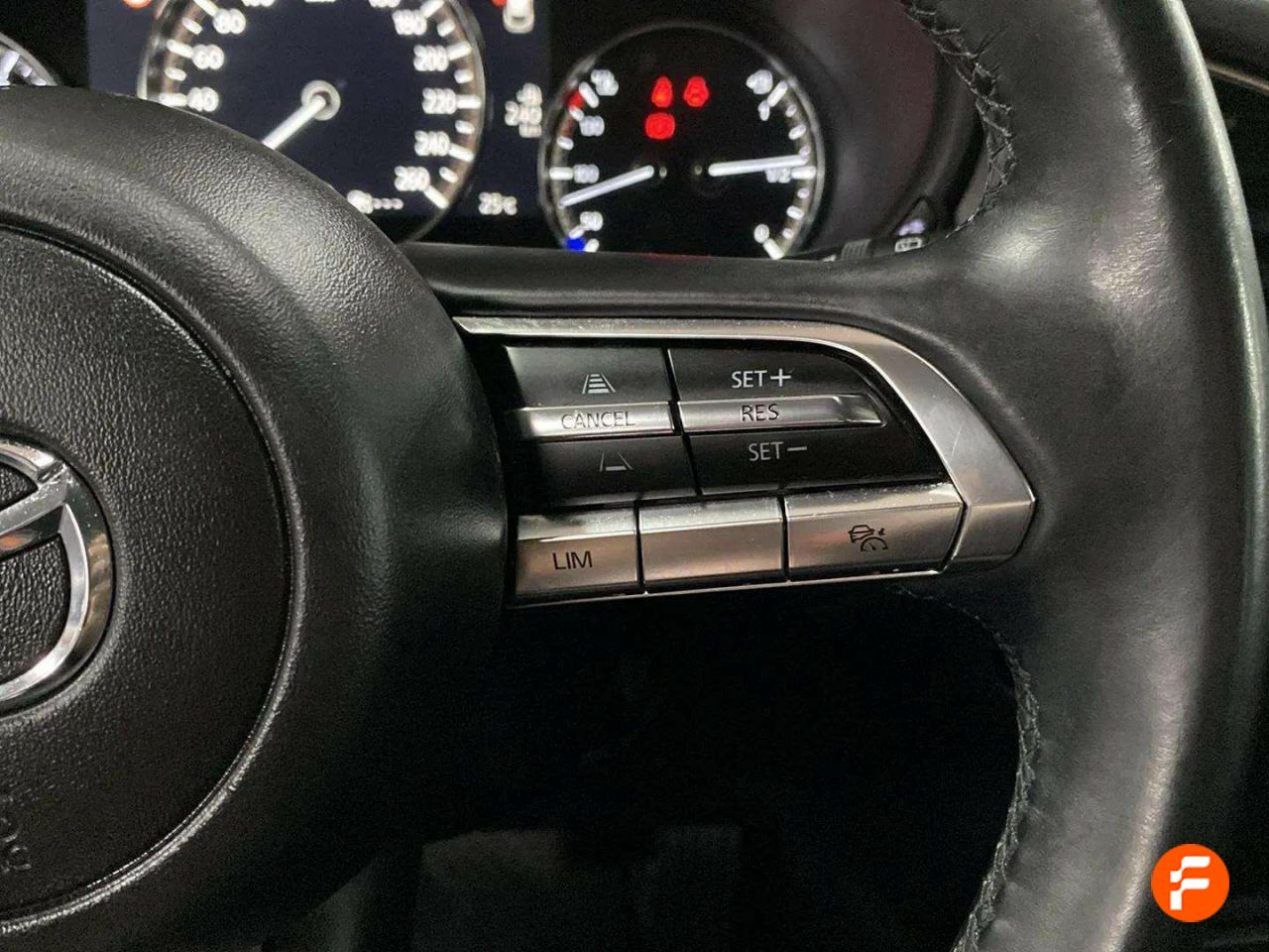 Foto Mazda CX-30 21