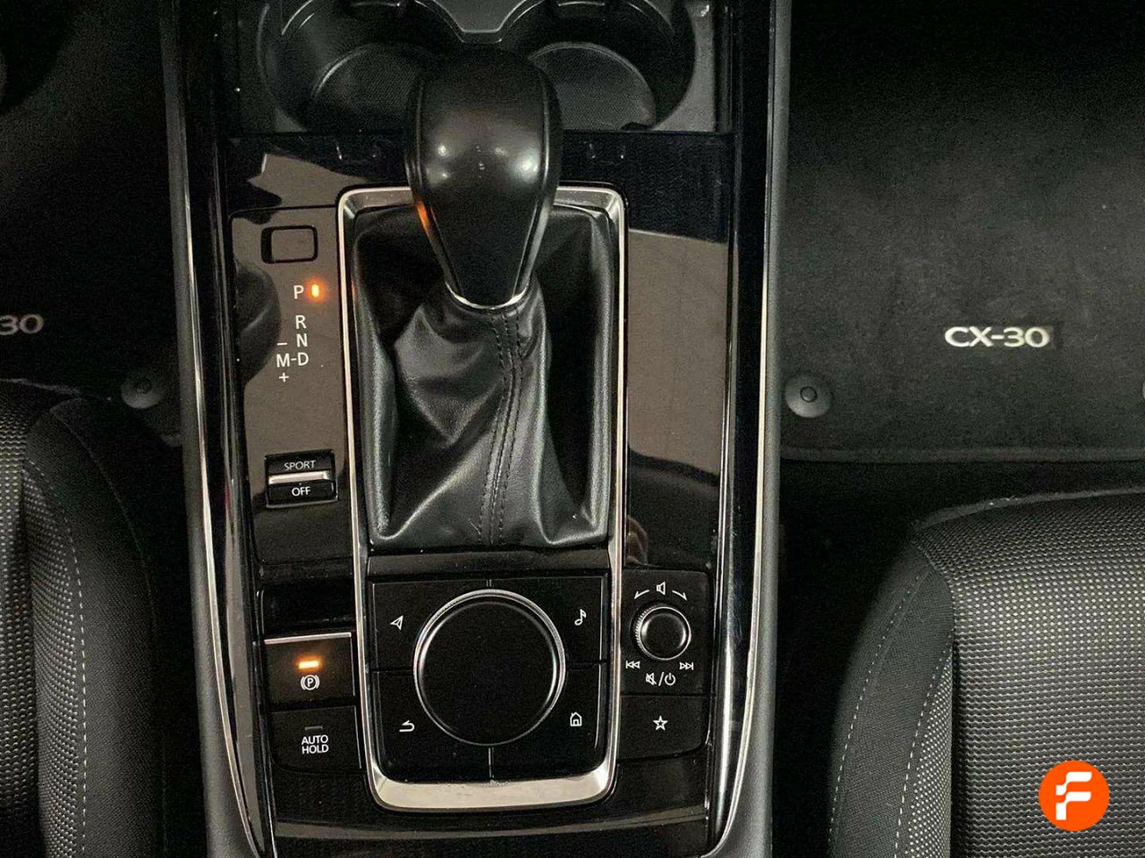 Foto Mazda CX-30 26