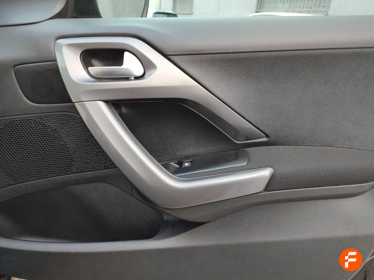 Foto Peugeot 2008 11