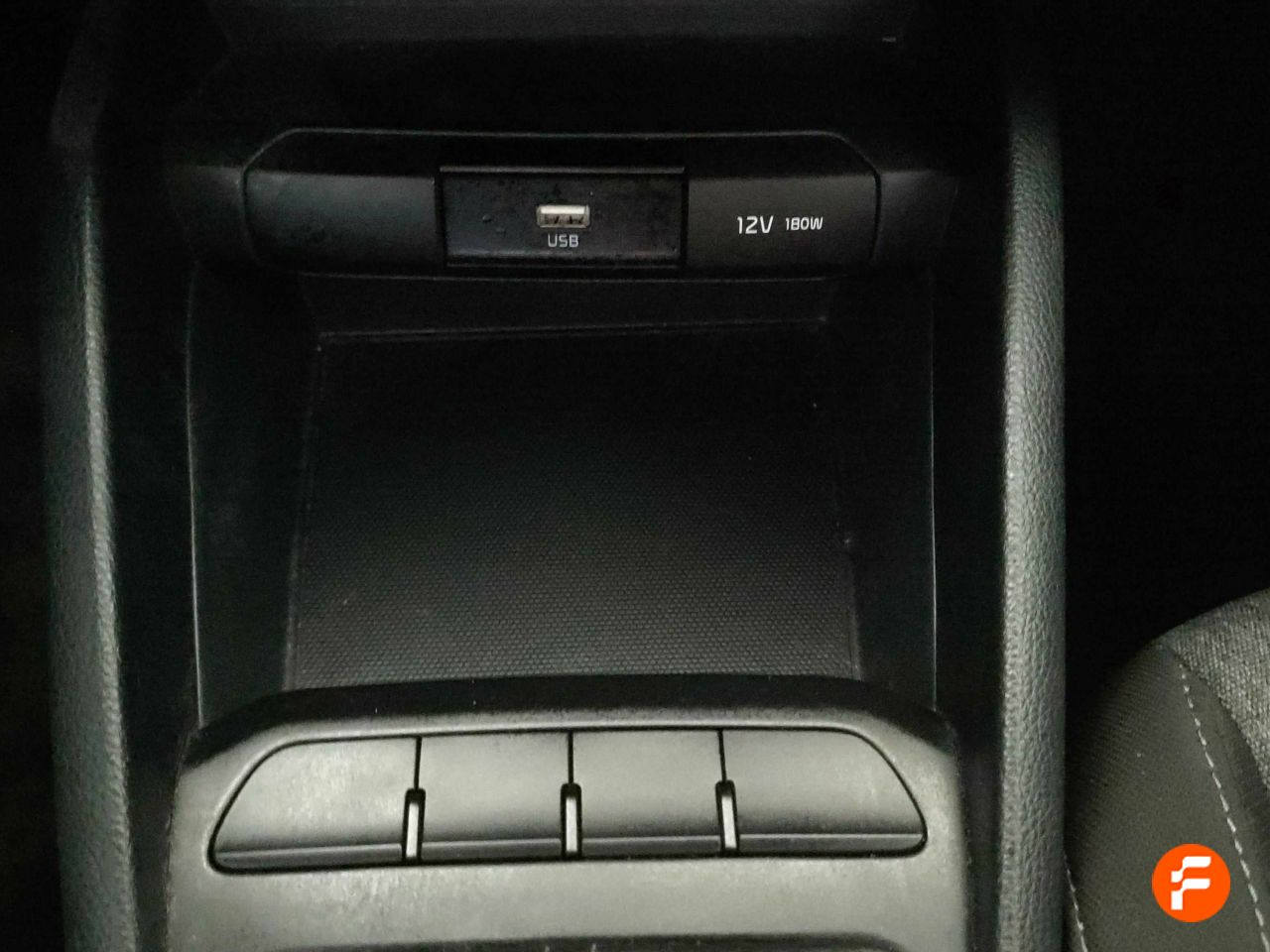 Foto Kia Stonic 23