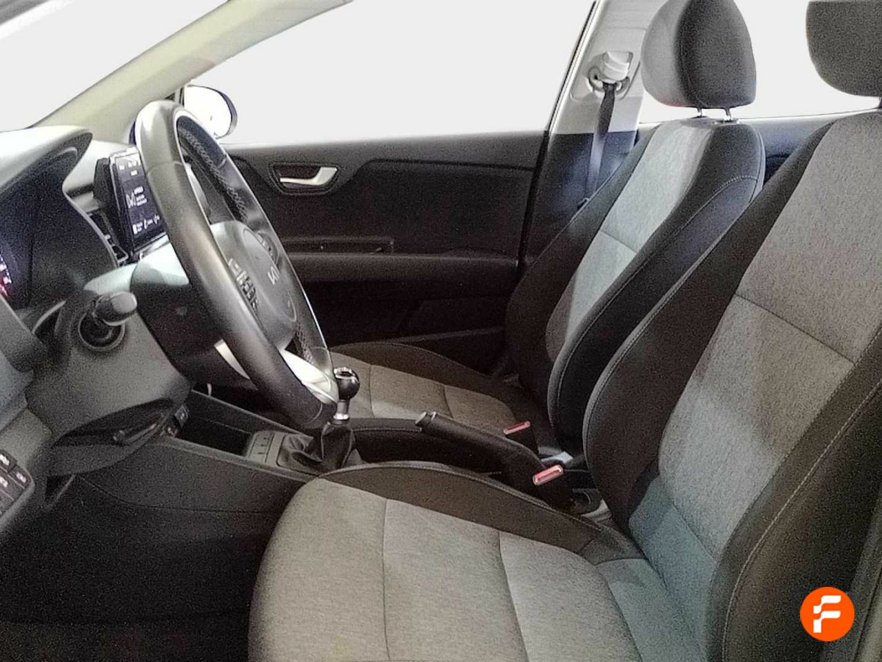 Foto Kia Stonic 12