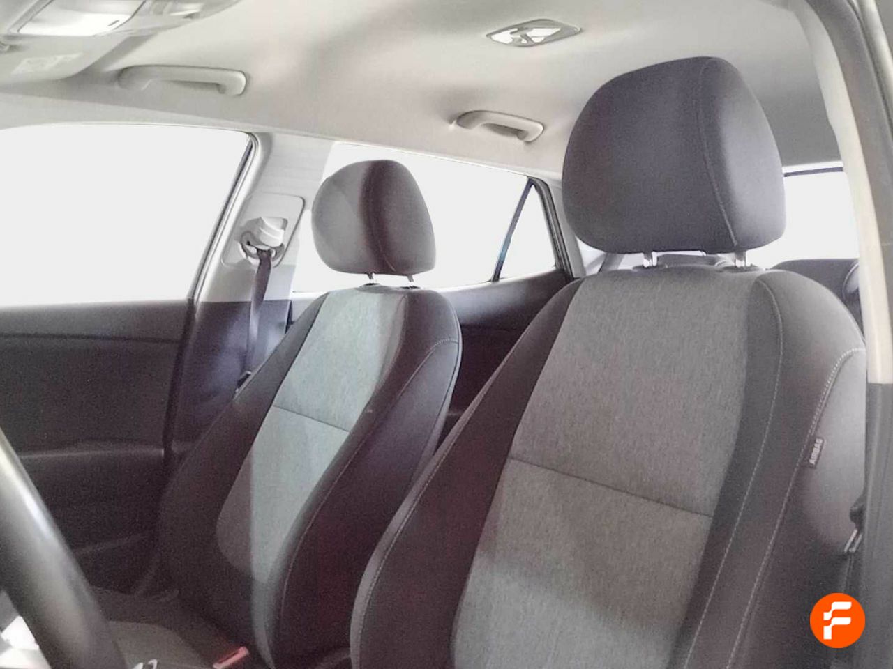 Foto Kia Stonic 13