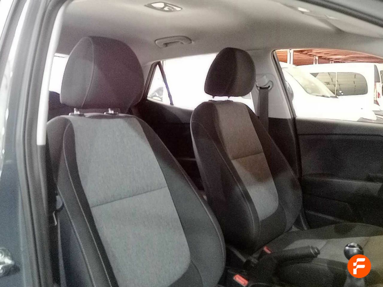 Foto Kia Stonic 17