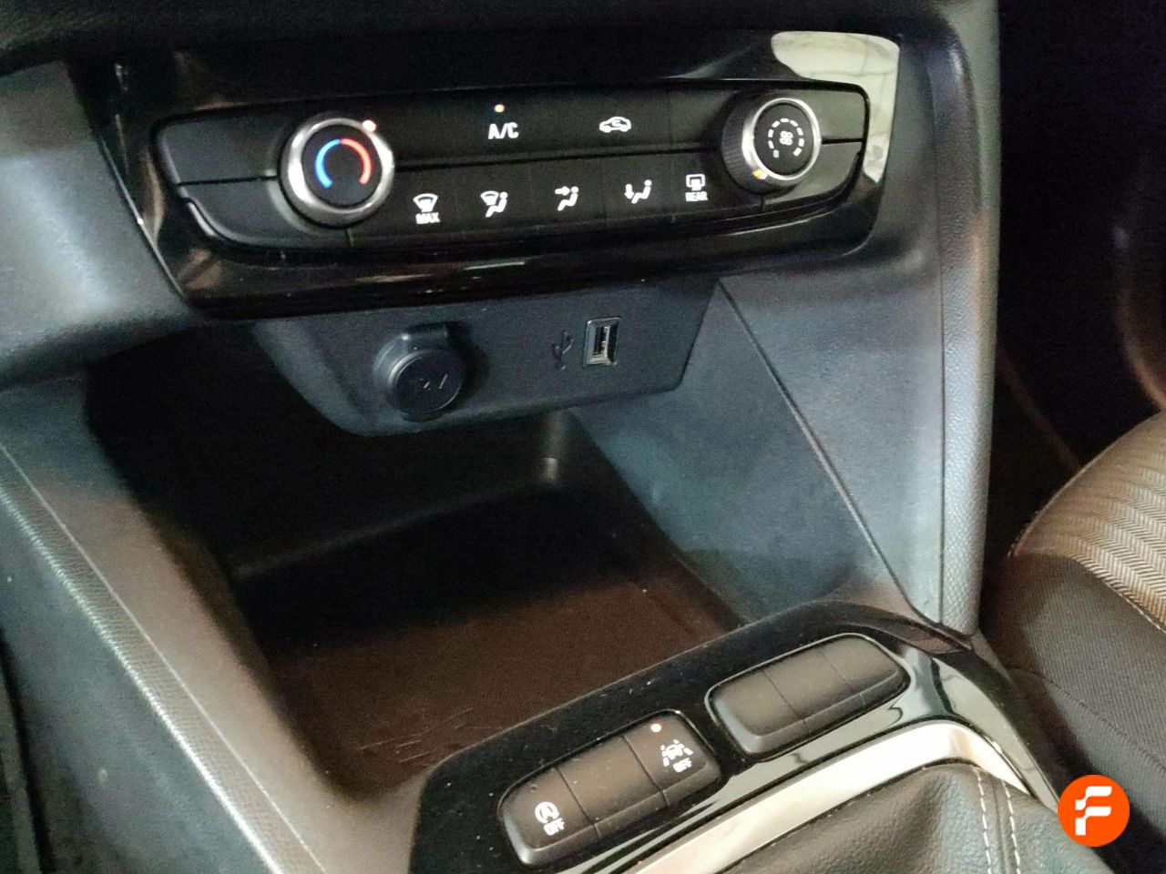Foto Opel Corsa 15