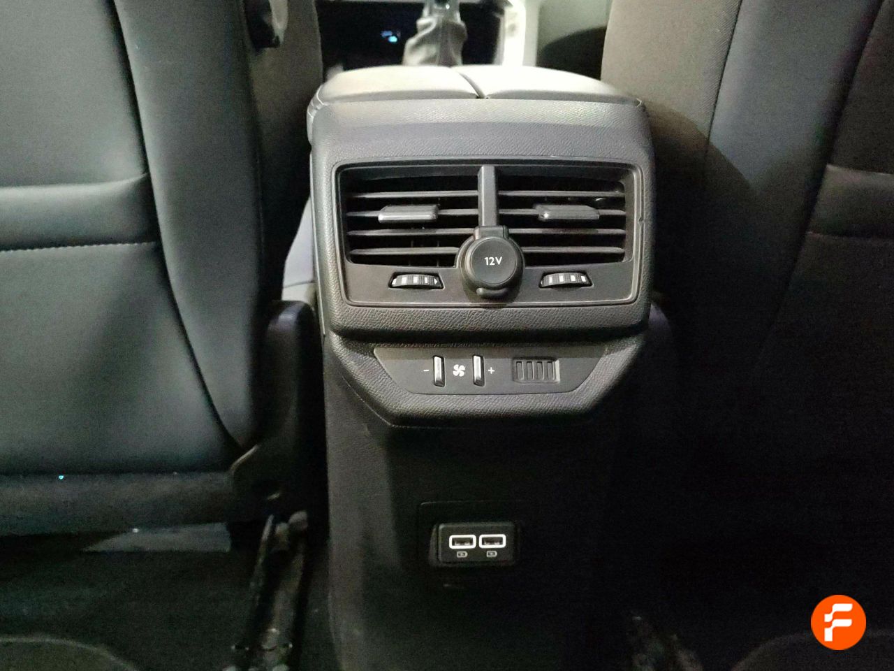 Foto Peugeot 5008 25
