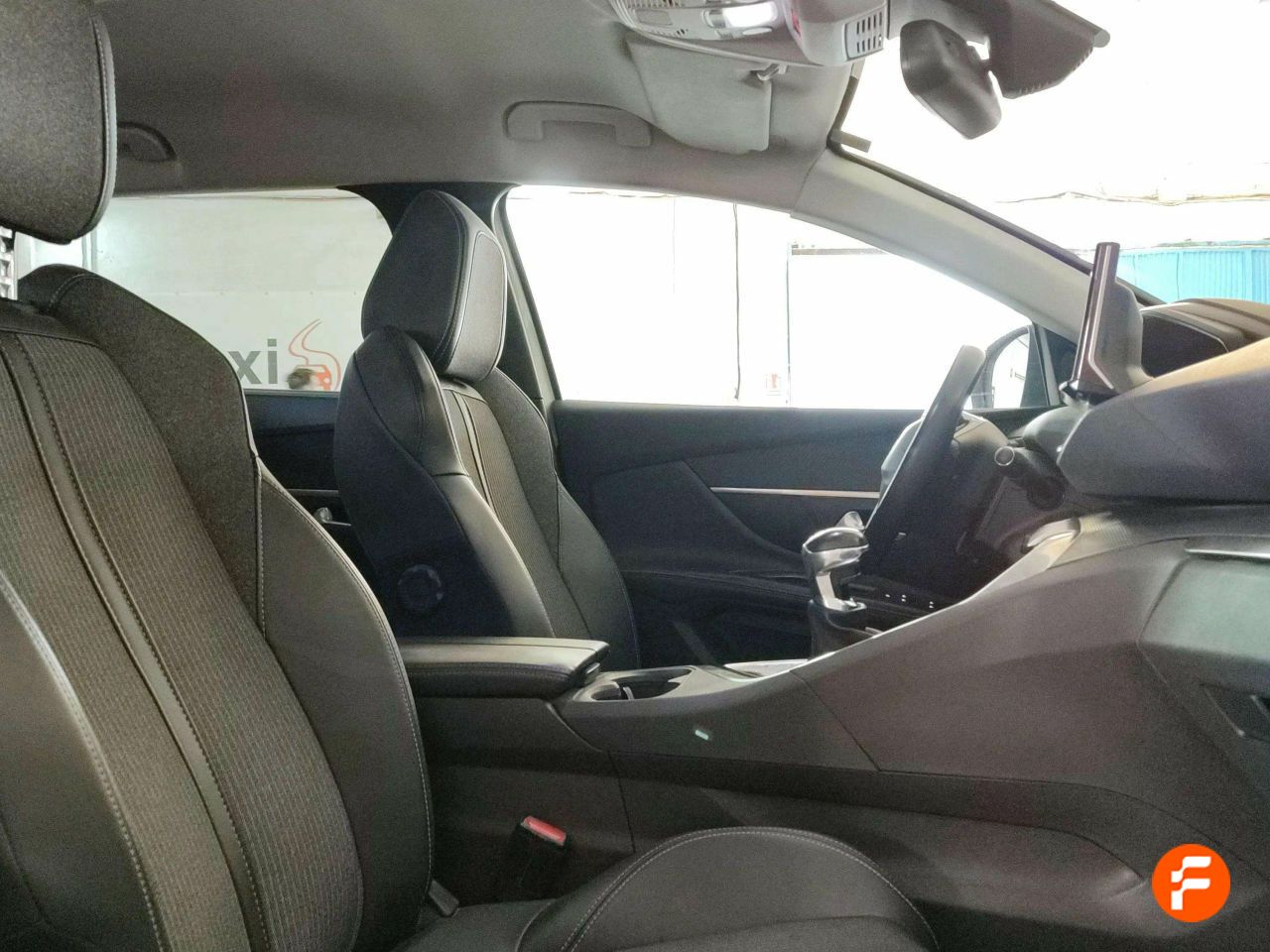 Foto Peugeot 5008 28